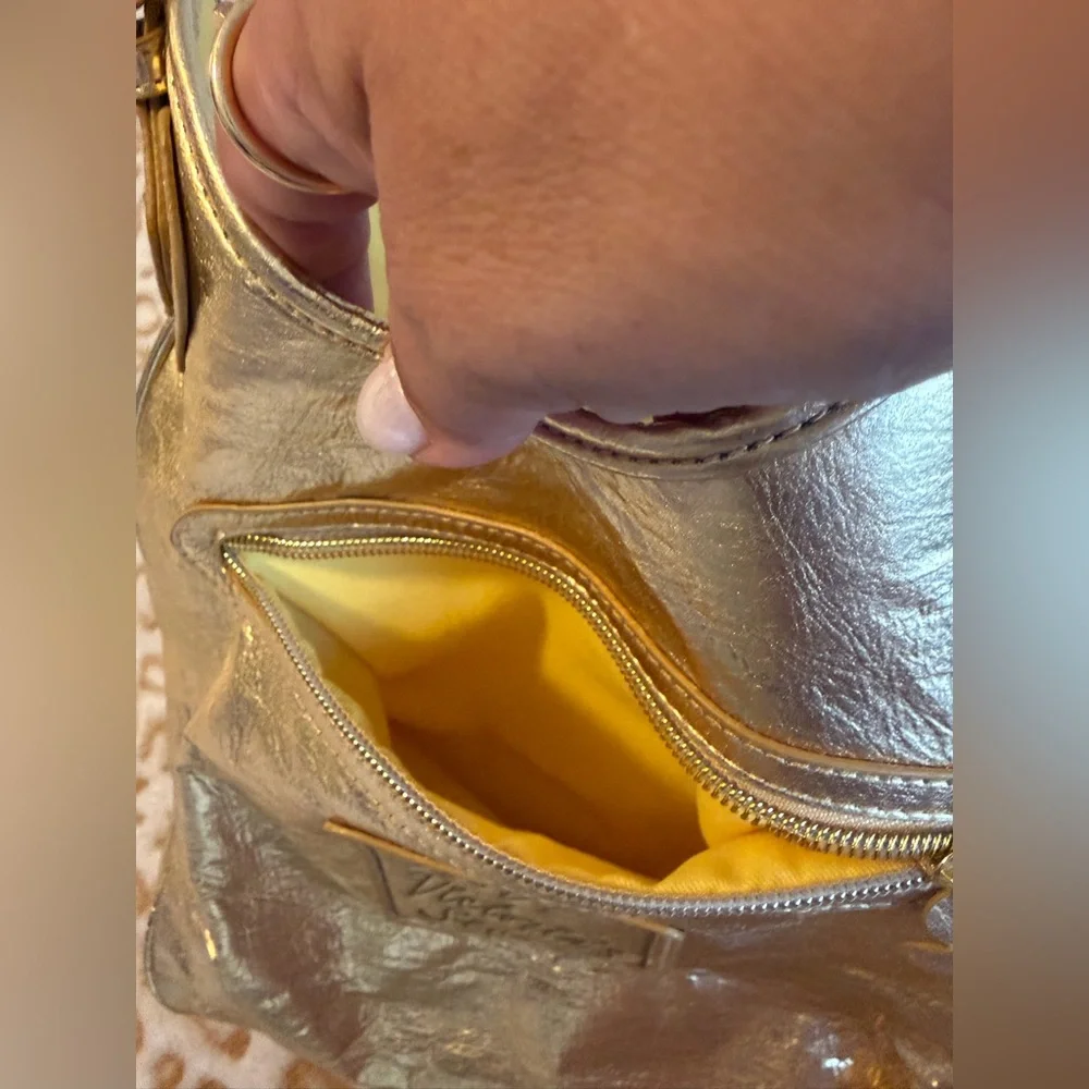 Victoria's Secret Metallic Gold Tote Bag Y2K 
Victoria’s Secret Angels 2.000s - Picture 13 of 14